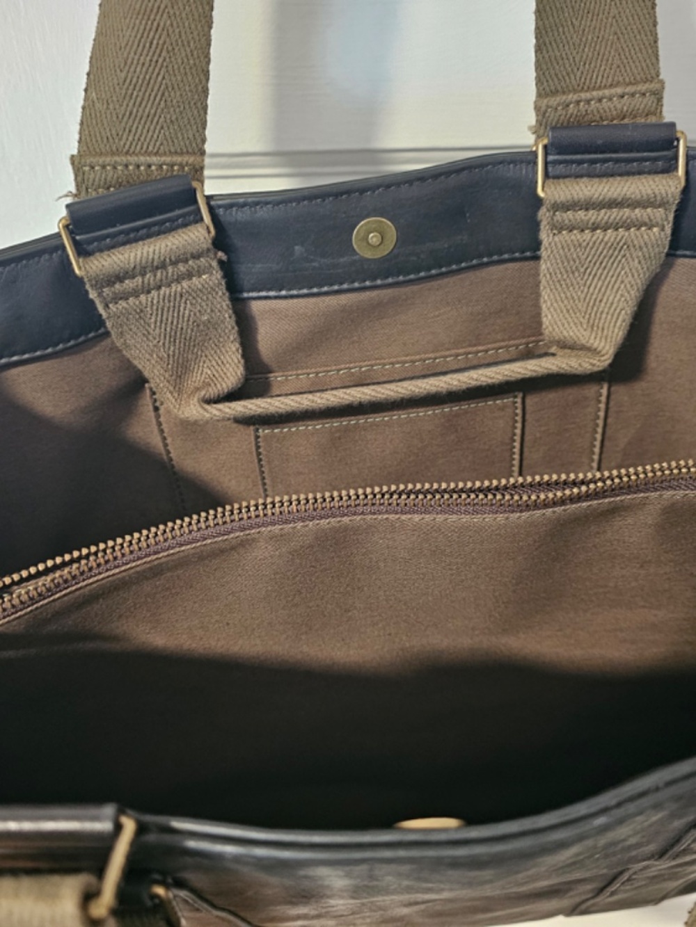 FEED Black Leather Tote - Picture 4 of 5